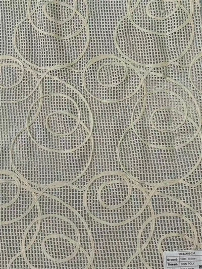 Tissu résille brodé tourbillonnant